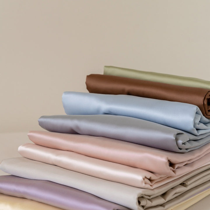 Satin bedding set with pillowcases and extra soft microfiber finish