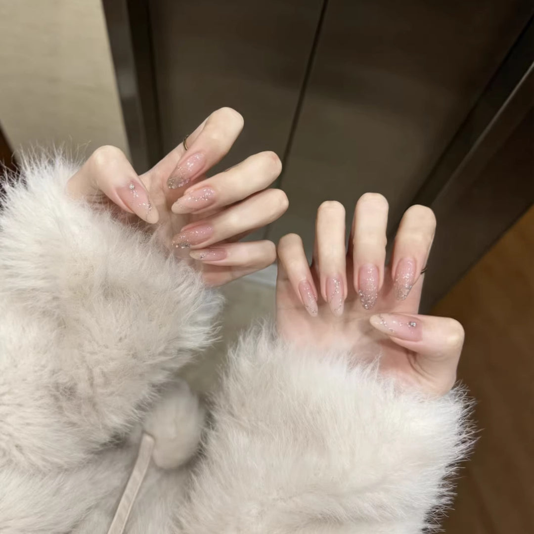Stylish and Elegant Nail Extensions