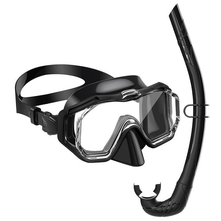 Diving equipment set with ergonomic diving mask and flexible snorkel Stornfield