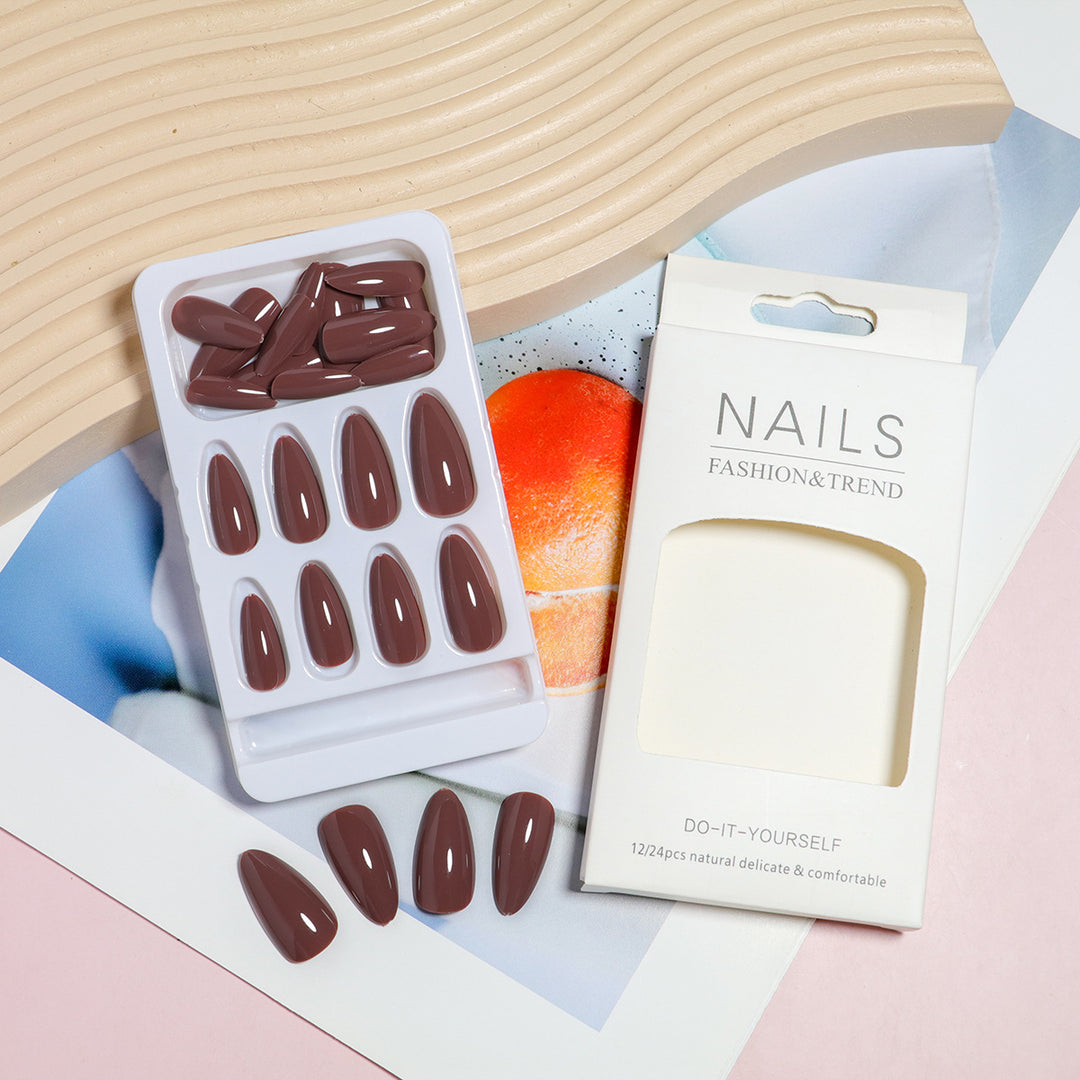 Almond-Shaped Press-On Nail Set with DIY Applicator Stornfield