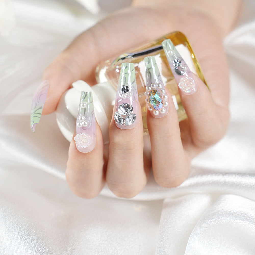 Premium Decorative Press-On Nail Art Set Stornfield