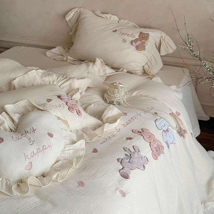 Ruffled Embroidered Cotton Duvet Cover Set with Appliqué Animals and Decorative Heart Cushion