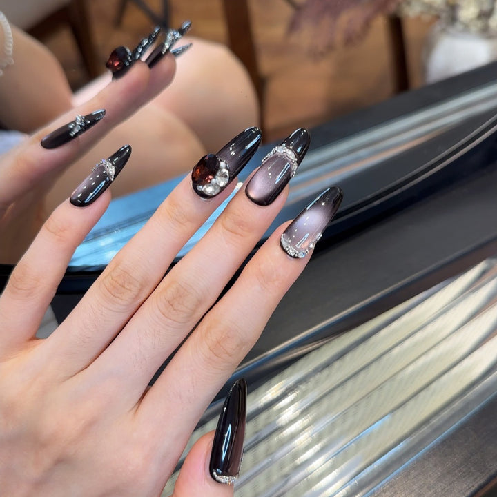 Glamorous Press-On Nail Art Set with Rhinestones Stornfield