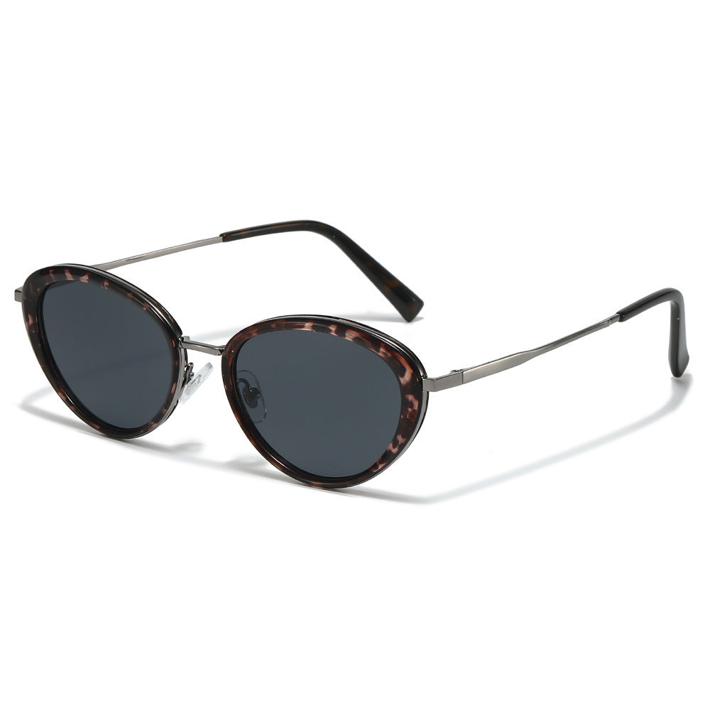 Retro-Inspired Cat-Eye Sunglasses with Tortoise Shell Accents Stornfield