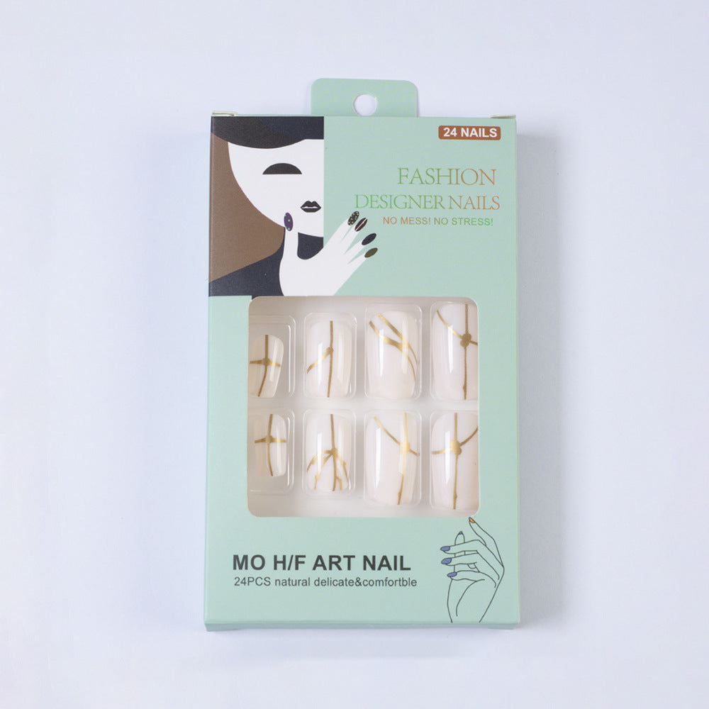 Artificial nails with elegant golden line pattern Stornfield
