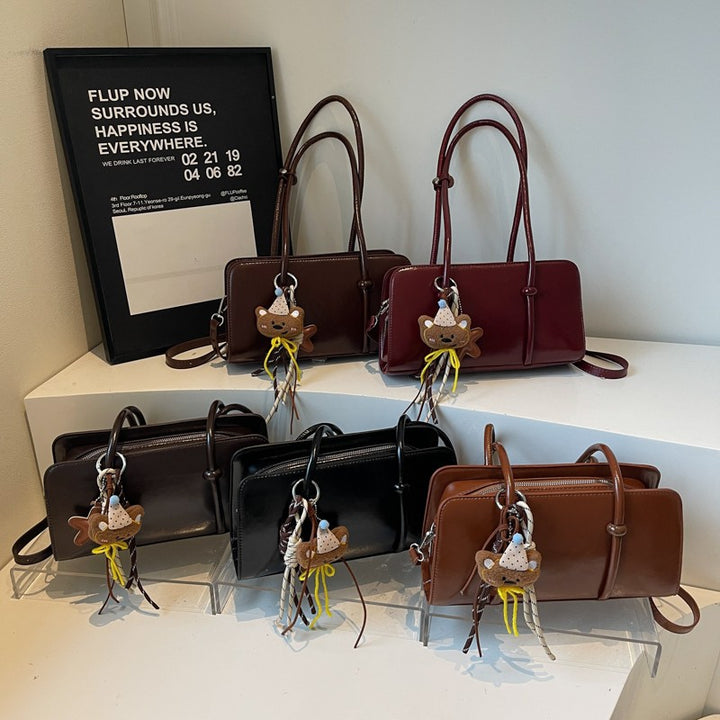 Modern Minimalist Crossbody Bag Stornfield