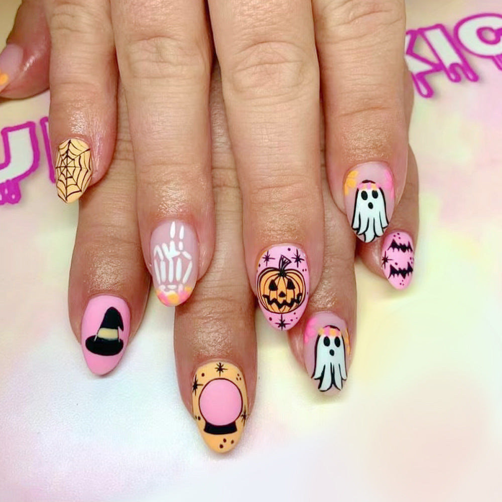 Halloween-Themed Press-On Nail Art Kit Stornfield