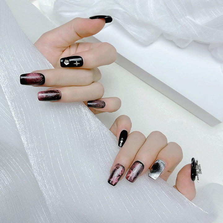 Decorative Press-On Nail Set Stornfield