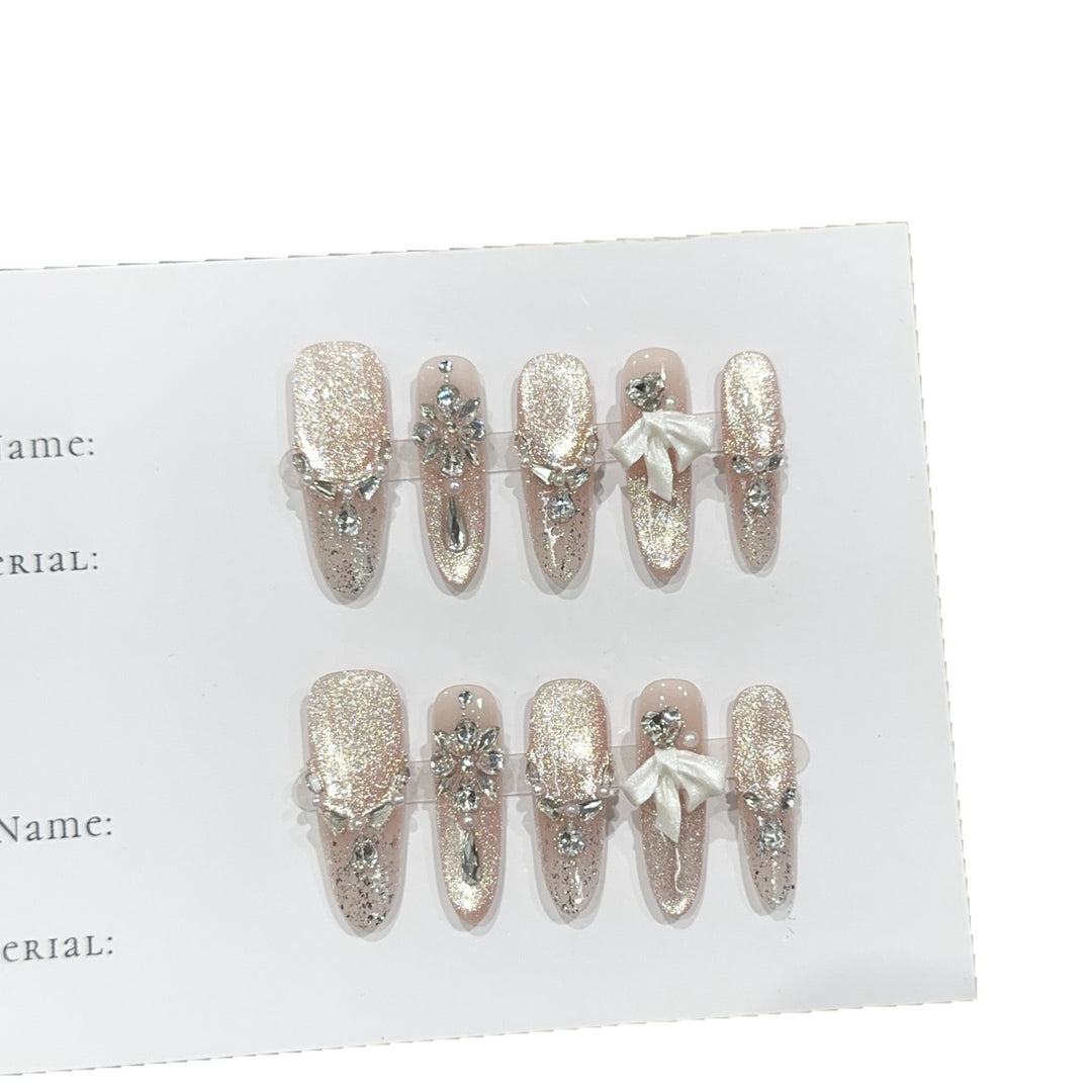 Glamorous Press-On Nail Set