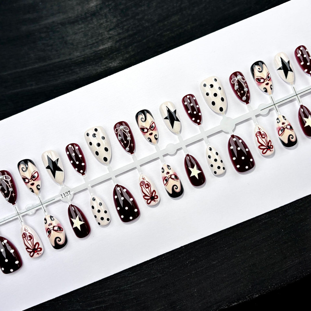 Creative Press-On Nail Art Set 1790746069