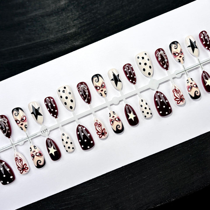 Creative Press-On Nail Art Set 1790746069