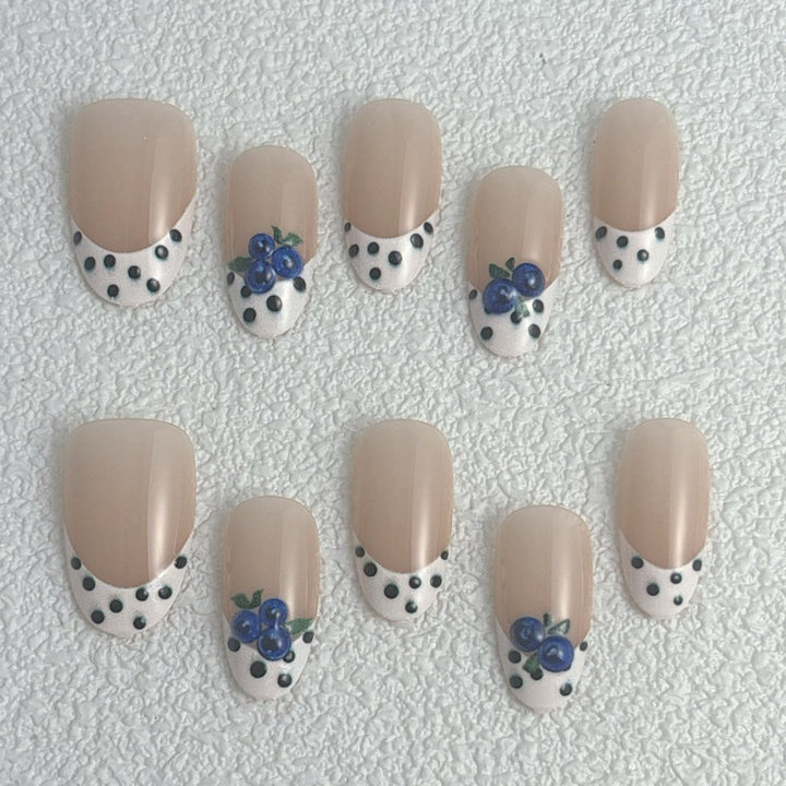 Creative artificial nails with berry pattern Stornfield