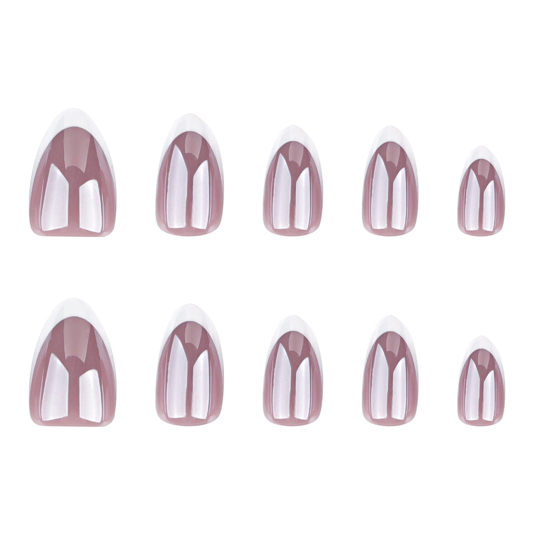 Artificial nail extensions in an elegant design Stornfield