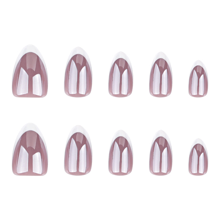Artificial nail extensions in an elegant design Stornfield