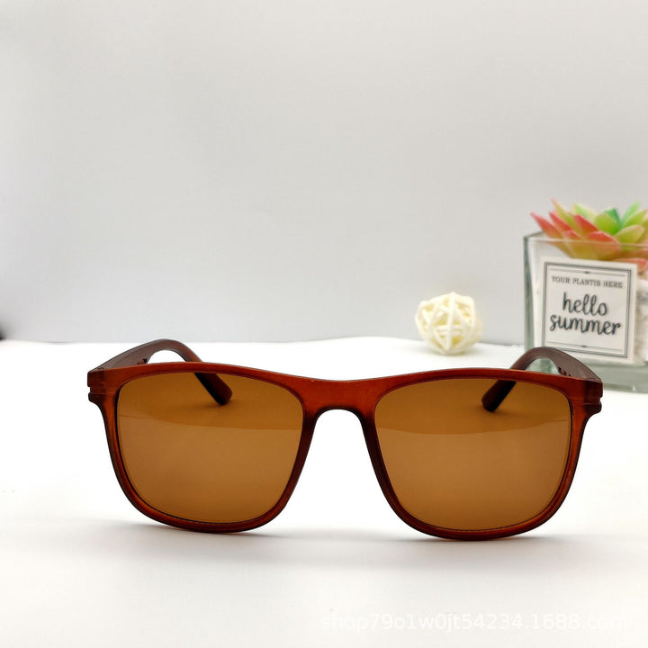 Men's stylish sunglasses with a sleek frame and polarized lenses Stornfield