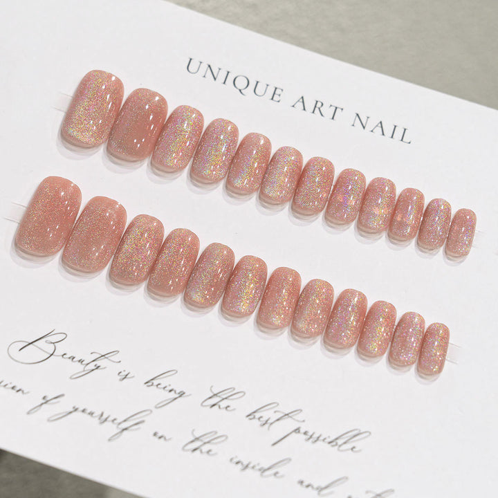 Shimmering Press-On Nail Art Set