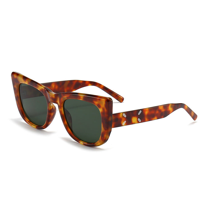 Women modern oversized sunglasses in unique design Stornfield