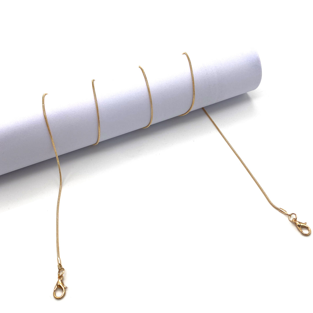 Sleek Metal Chain Eyewear Retainer Stornfield