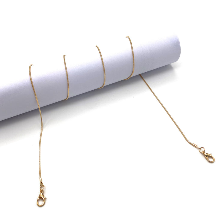 Sleek Metal Chain Eyewear Retainer Stornfield