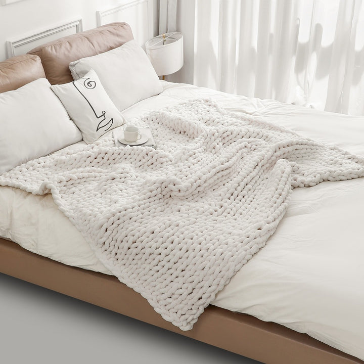 Cozy Chunky Knit Blanket