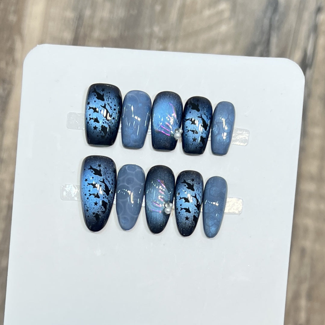 Artistic Press-On Nail Set with Starry Night Design Stornfield