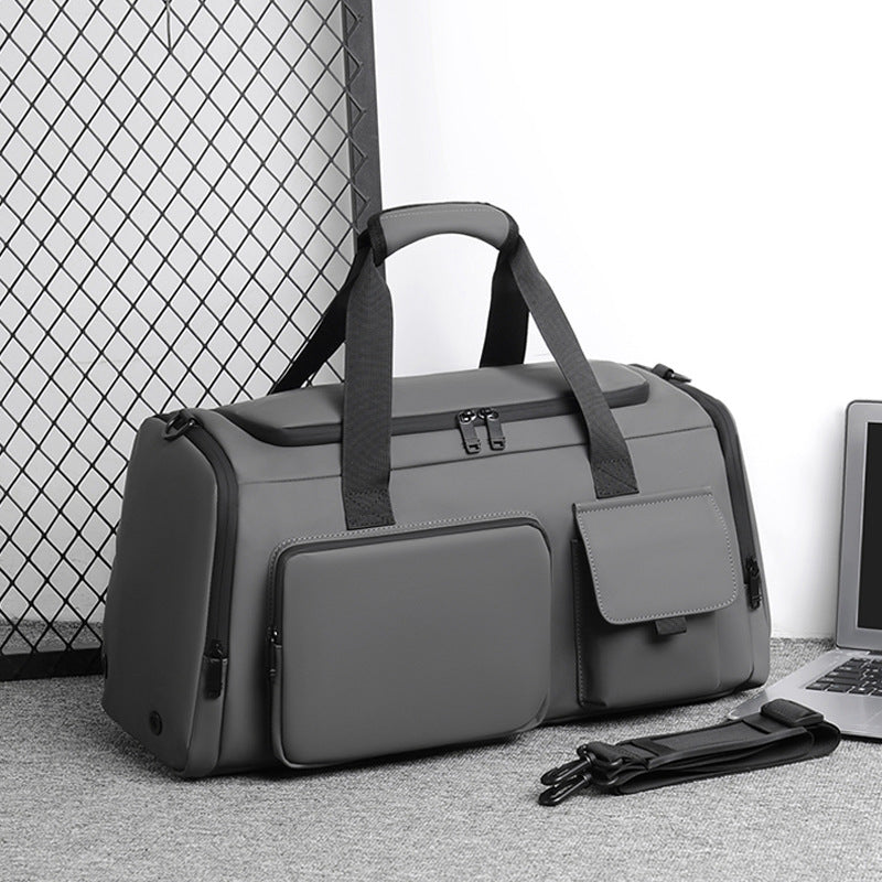 Sport and travel bag with diverse compartment solutions Stornfield