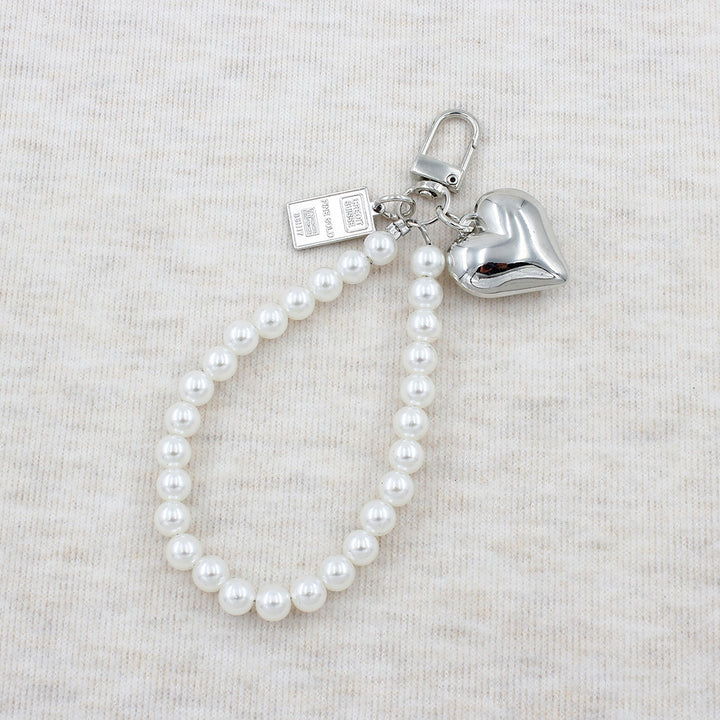 Elegant Pearl Beaded Keychain Stornfield