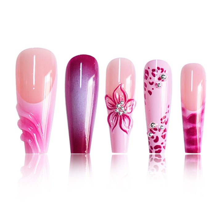 Floral 3D Decorative Press-On Nail Extensions Stornfield