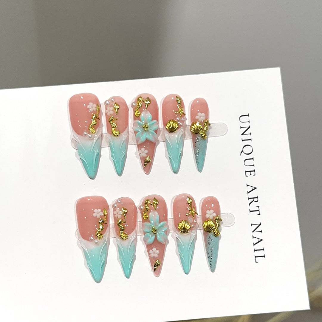 Decorative Press-On Nail Set