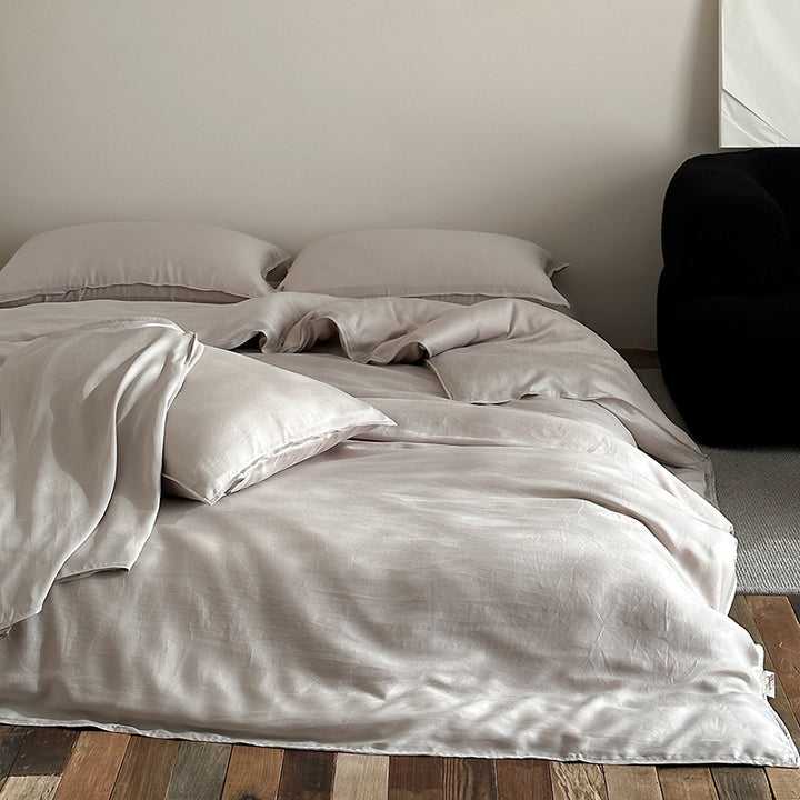 Silk-Feel Satin Duvet Cover and Pillowcase Bedding Set