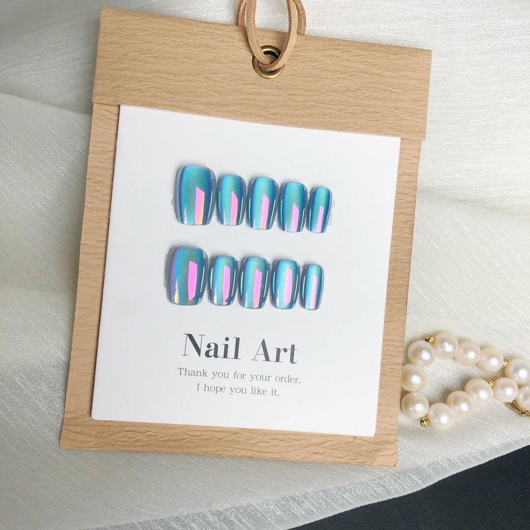 Iridescent Nail Art Press-On Kit