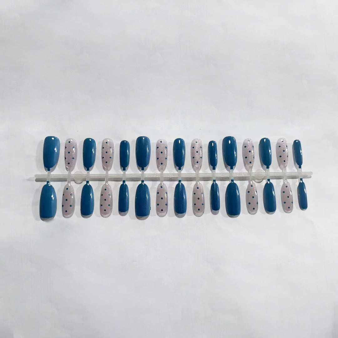 Elegant Press-On Nail Art Set with Jewel Accents Stornfield
