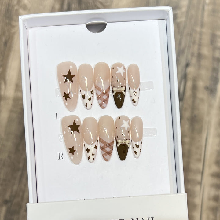 Elegant Stiletto Press-On Nail Set with Decorative Accents Stornfield