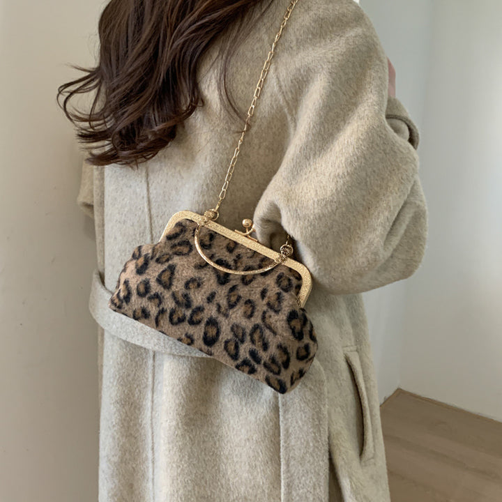 WoElegant Leopard Print Evening Handbag Stornfield