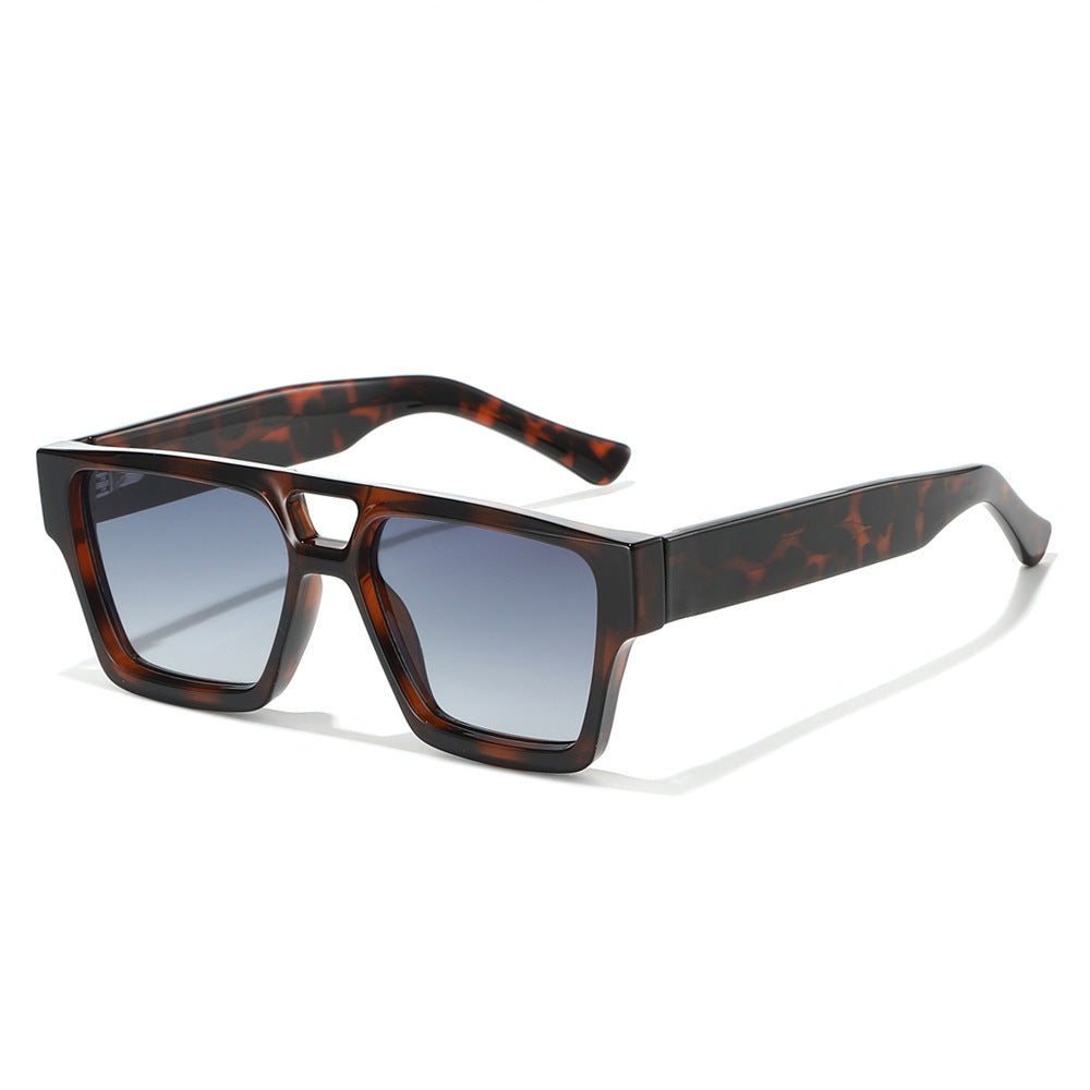 Bold Retro Square Sunglasses Stornfield