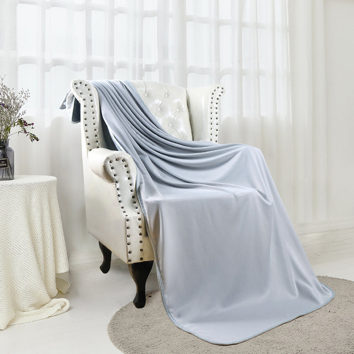 Women Premium Snuggle Blanket made of extremely soft microfiber fabric Stornfield