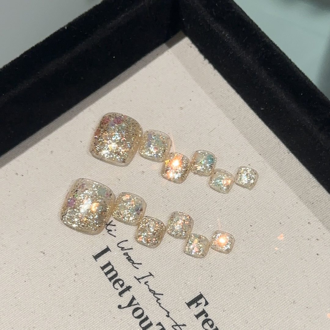 Glamorous Glittering Press-On Nails