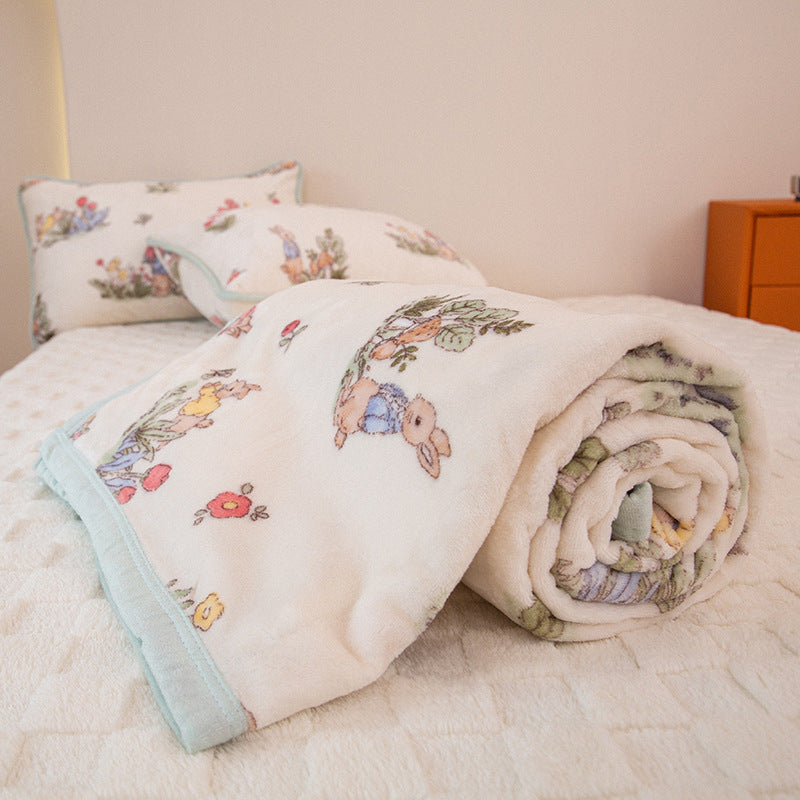 Plush Floral Bedspread and Pillowcase Set