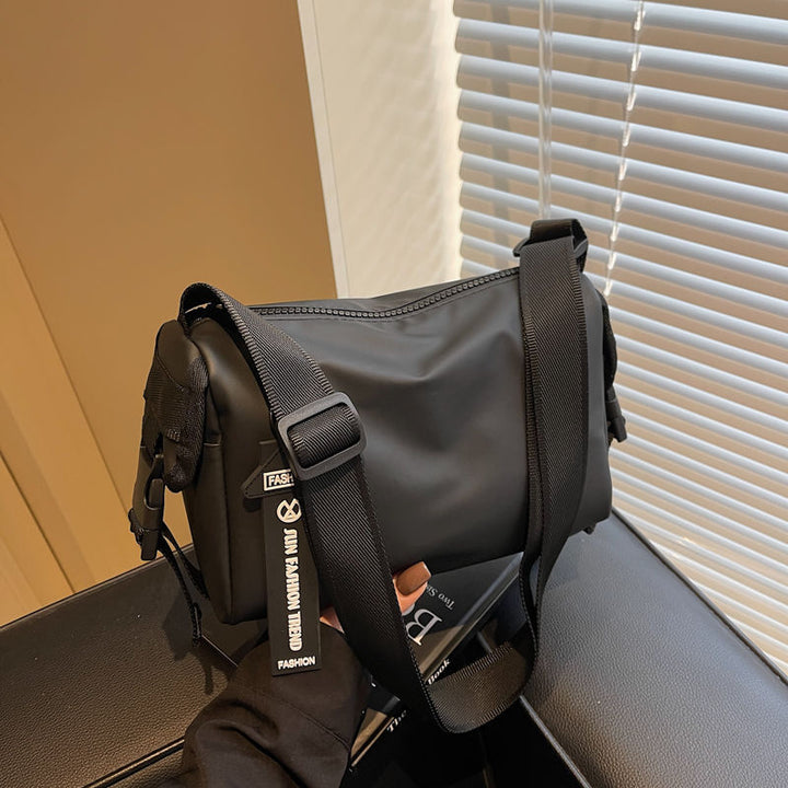 Sleek Multi-Functional Shoulder Bag Stornfield