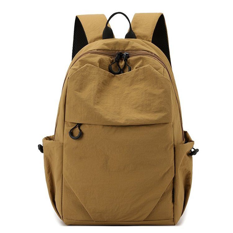 Everyday backpack with elastic side pockets Stornfield