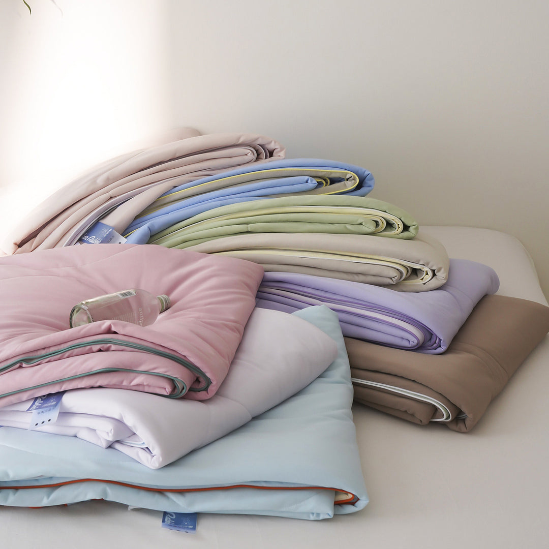 Women's high-quality microfiber blanket with stylish wave design Stornfield