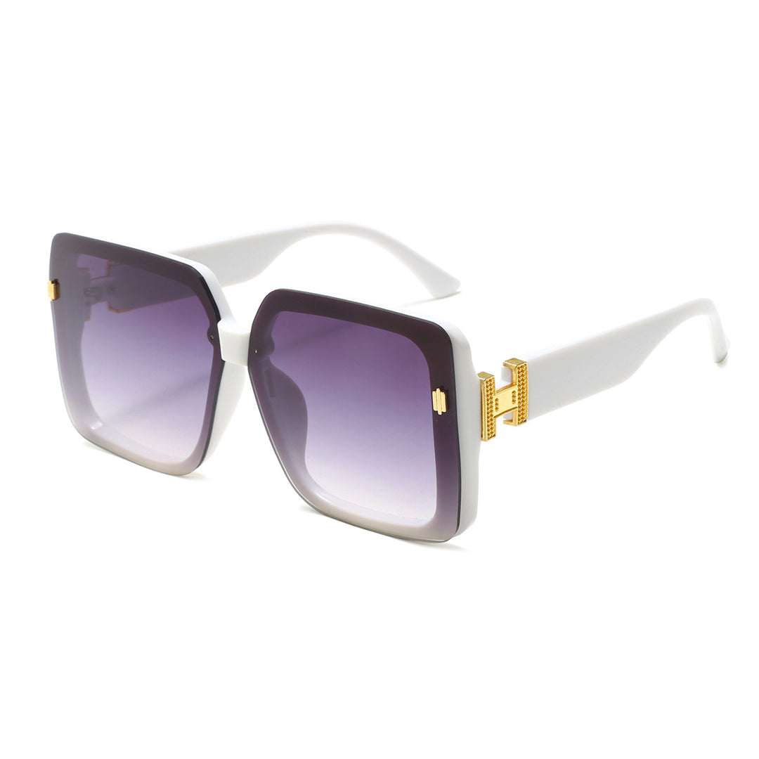 Women oversized fashionable sunglasses with luxurious frame Stornfield
