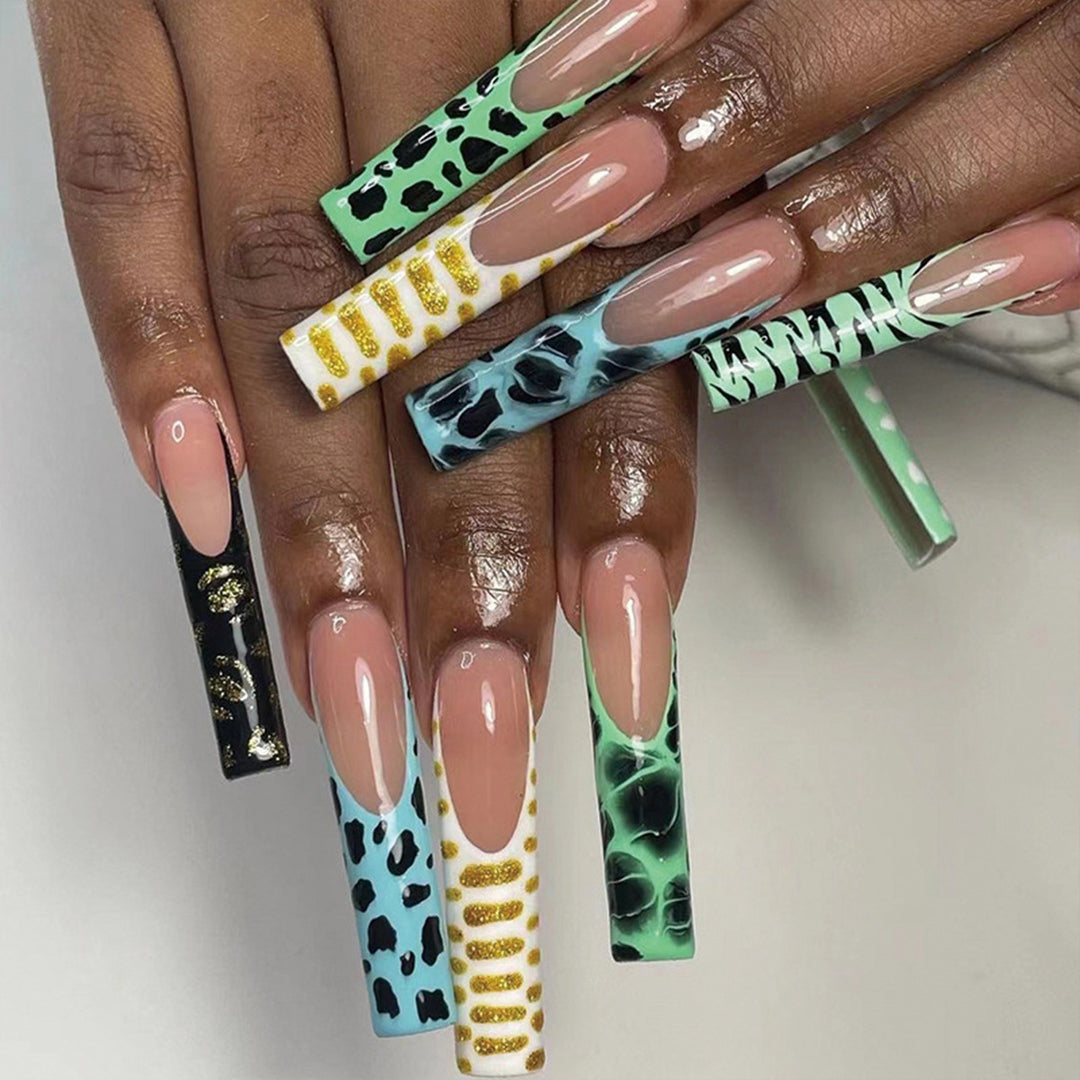 Elegant Crystal-Embellished Press-On Nail Design Stornfield