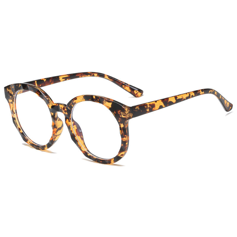 Women’s fashionable sunglasses with harmonious color gradient and unique design Stornfield