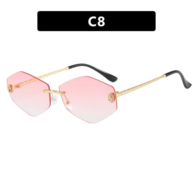 Women's geometric sunglasses in modern design with elegant metal frame Stornfield