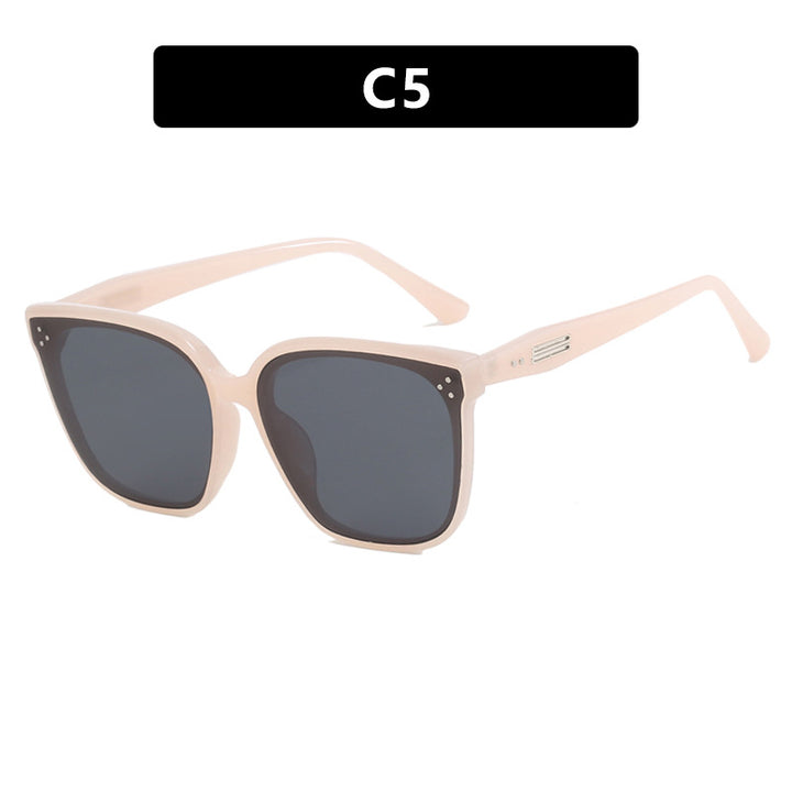 Women's modern oversized sunglasses with elegant, wide frame Stornfield