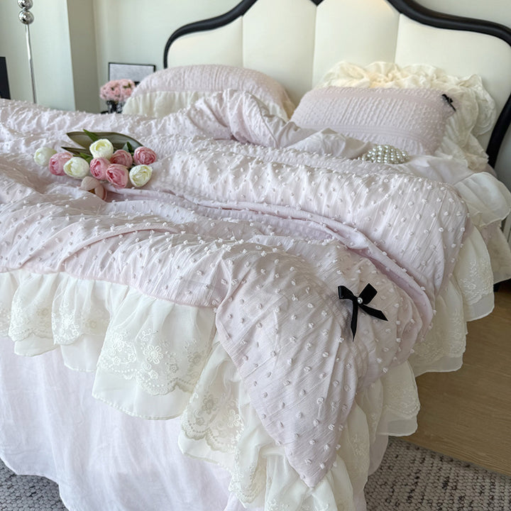 Ruffled Elegance Quilt Set
