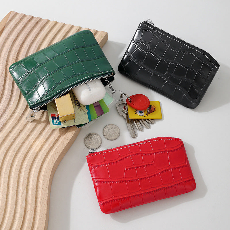 Textured Leather Zippered Card Holder