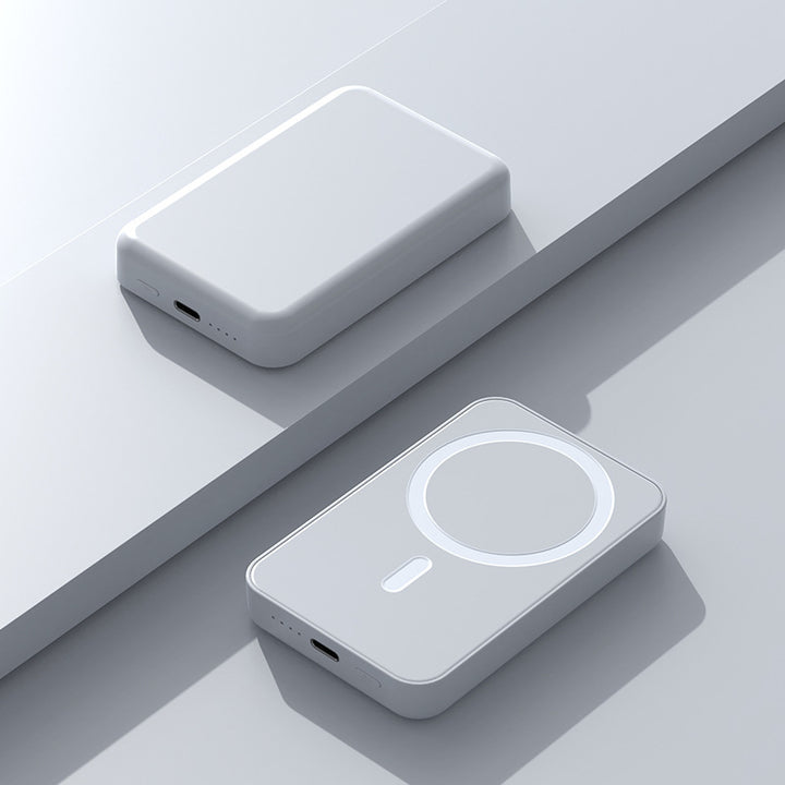 Portable Power Bank with wireless charging function and innovative magnetic technology Stornfield