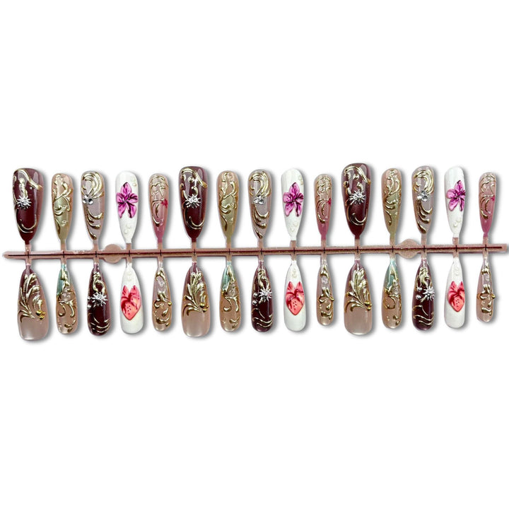 Elegant Floral-Design Press-On Nail Set